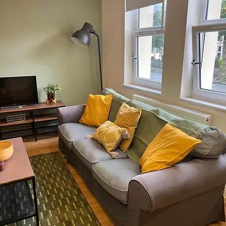 Short Term Lets From £15 Per Person Per Night Lejlighed