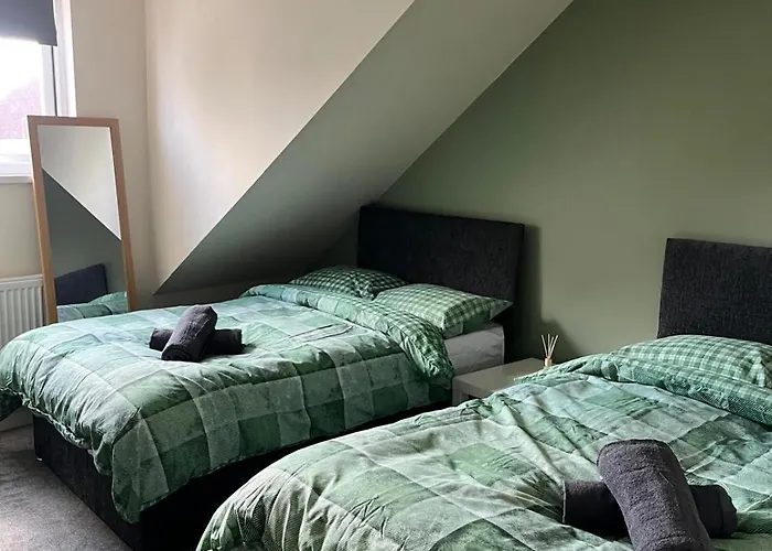 Short Term Lets From £15 Per Person Per Night Bristol